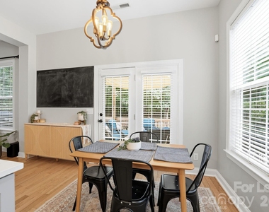 8636 Sagekirk Court - Photo Thumbnail 8