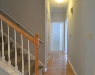8035 Sultana Circle - Photo Thumbnail 13