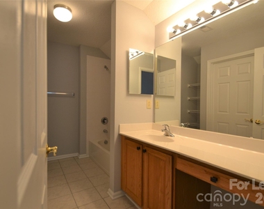 8035 Sultana Circle - Photo Thumbnail 28