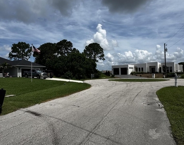4011 Sw Kidd Court - Photo Thumbnail 38