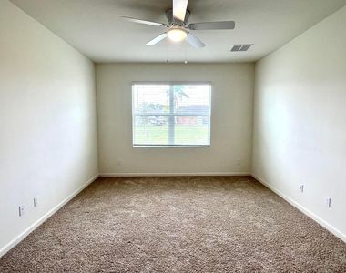 4011 Sw Kidd Court - Photo Thumbnail 24