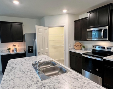 4011 Sw Kidd Court - Photo Thumbnail 19