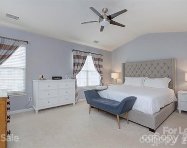 5537 Werburgh Street - Photo Thumbnail 3