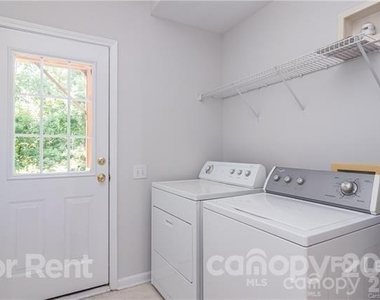 5537 Werburgh Street - Photo Thumbnail 8