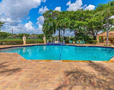 1743 Village Boulevard - Photo Thumbnail 15