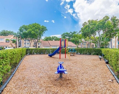 1743 Village Boulevard - Photo Thumbnail 13