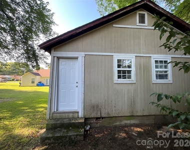540 Washington Street - Photo Thumbnail 8