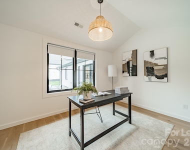 2528 Providence Road - Photo Thumbnail 32