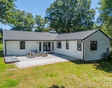 2528 Providence Road - Photo Thumbnail 41