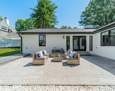 2528 Providence Road - Photo Thumbnail 40
