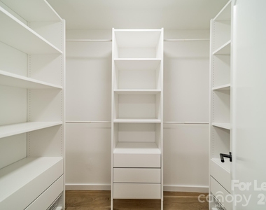 2528 Providence Road - Photo Thumbnail 31