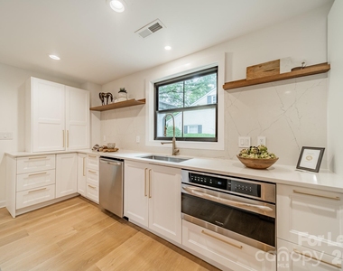 2528 Providence Road - Photo Thumbnail 10