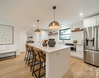 2528 Providence Road - Photo Thumbnail 9