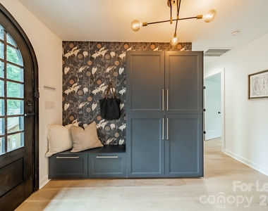 2528 Providence Road - Photo Thumbnail 15