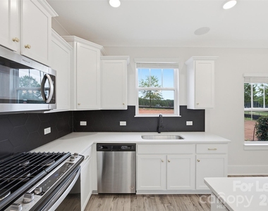 21216 Sanctuary Drive - Photo Thumbnail 7