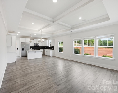 21216 Sanctuary Drive - Photo Thumbnail 4