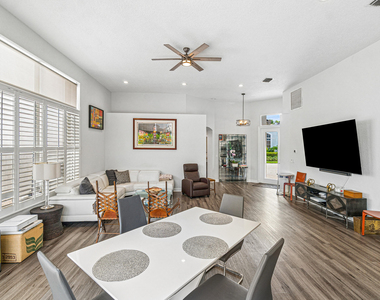 4278 Nw 65th Road - Photo Thumbnail 6