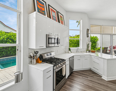 4278 Nw 65th Road - Photo Thumbnail 13