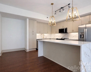 4620 Piedmont Row Drive - Photo Thumbnail 10