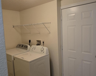 146 Sw Peacock Boulevard - Photo Thumbnail 21