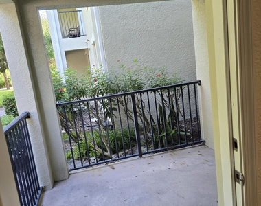 146 Sw Peacock Boulevard - Photo Thumbnail 12
