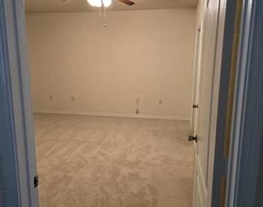 146 Sw Peacock Boulevard - Photo Thumbnail 17