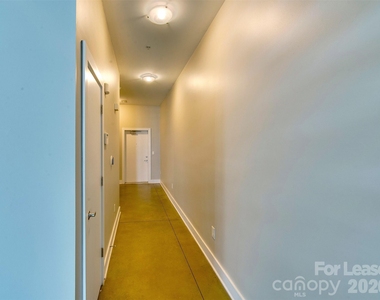 927 Westmere Avenue - Photo Thumbnail 19