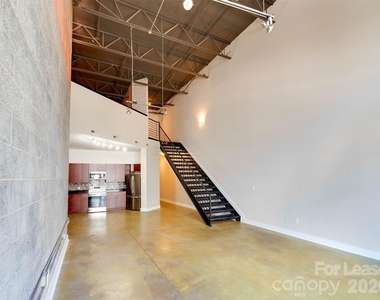 927 Westmere Avenue - Photo Thumbnail 4