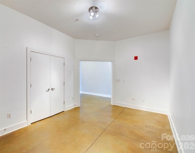 927 Westmere Avenue - Photo Thumbnail 23