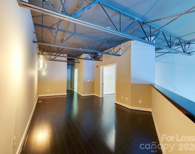 927 Westmere Avenue - Photo Thumbnail 31