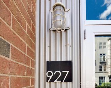 927 Westmere Avenue - Photo Thumbnail 38