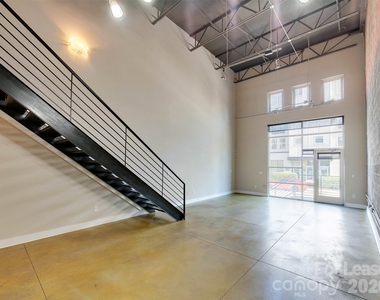 927 Westmere Avenue - Photo Thumbnail 12