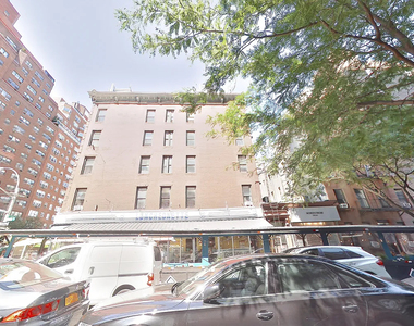  East 73rd Street - Photo Thumbnail 4