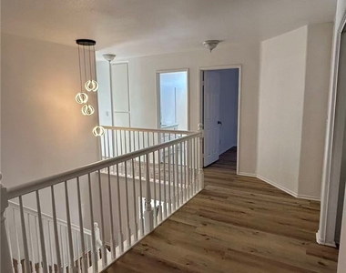 26071 Peck Street - Photo Thumbnail 4