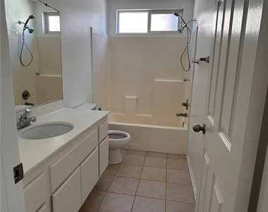 26071 Peck Street - Photo Thumbnail 7