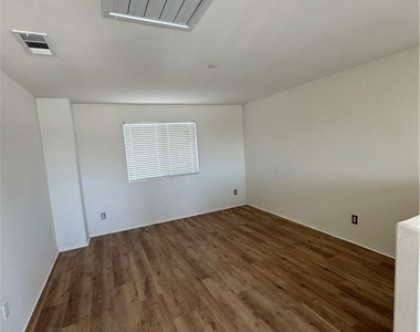 11016 Clear Lake Lane - Photo Thumbnail 15