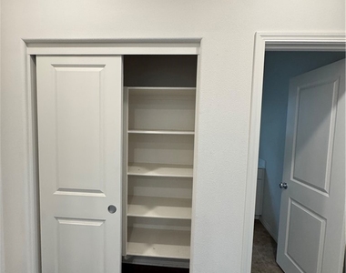 11016 Clear Lake Lane - Photo Thumbnail 13