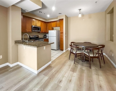360 W Avenue 26 - Photo Thumbnail 2
