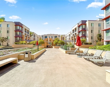 360 W Avenue 26 - Photo Thumbnail 12