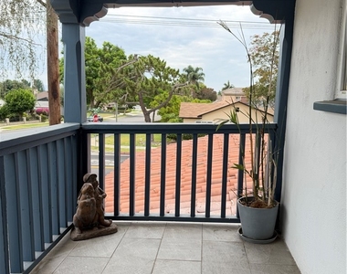 5703 Golden West - Photo Thumbnail 12