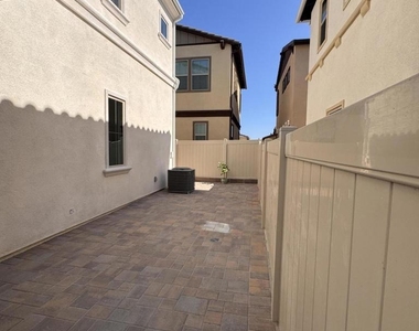 712 Guy Turner Drive - Photo Thumbnail 21