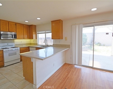 274 Settlers Rd - Photo Thumbnail 8