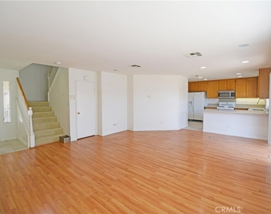 274 Settlers Rd - Photo Thumbnail 5
