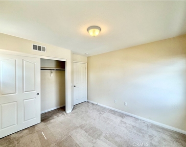 29998 Couples Avenue - Photo Thumbnail 26