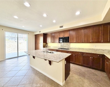 29998 Couples Avenue - Photo Thumbnail 13