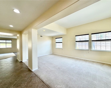 29998 Couples Avenue - Photo Thumbnail 4