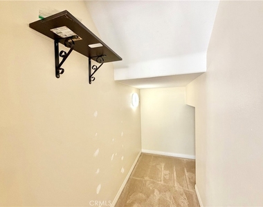 29998 Couples Avenue - Photo Thumbnail 16