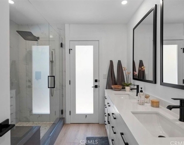 4240 Kingfisher Road - Photo Thumbnail 10