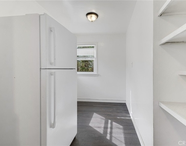 2441 3rd St #7 - Photo Thumbnail 18