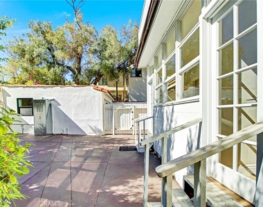 10563 Lindbrook Drive - Photo Thumbnail 48